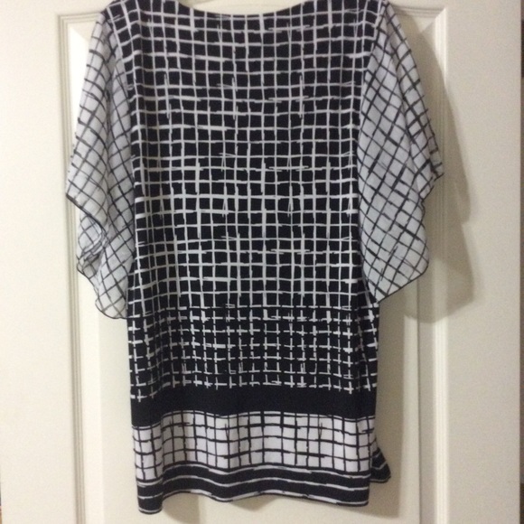 Comfy Blouse. Longer, dress up or down. Sz L - Picture 3 of 6